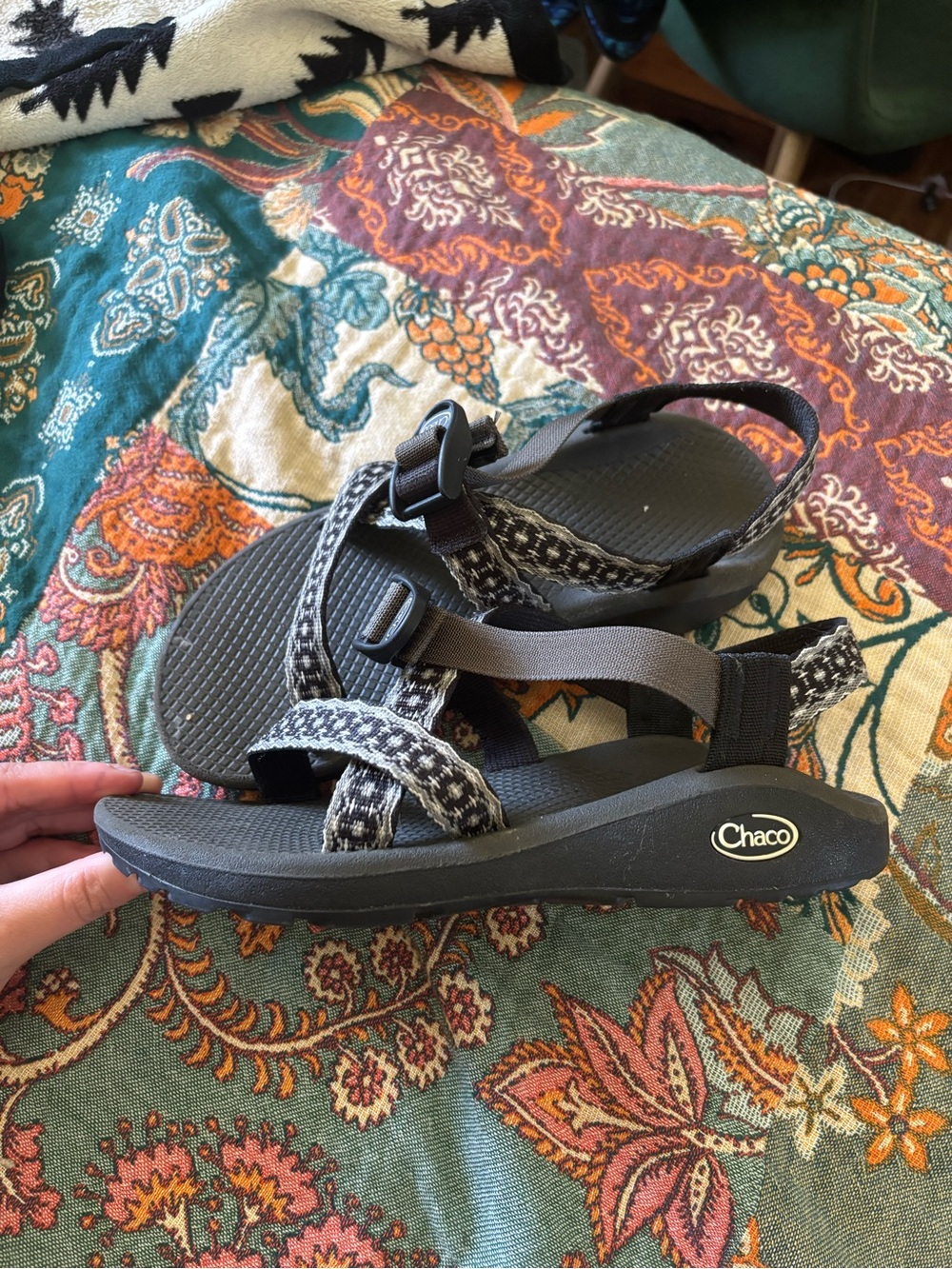 Chaco Women's Black & Gray Patterned Z/Cloud-Style Sandals